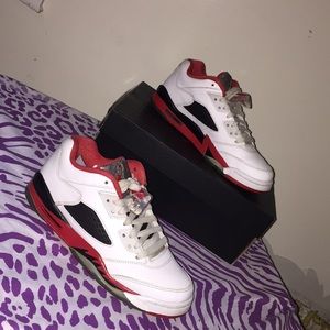 SOLD🚫 Fire red retro lows